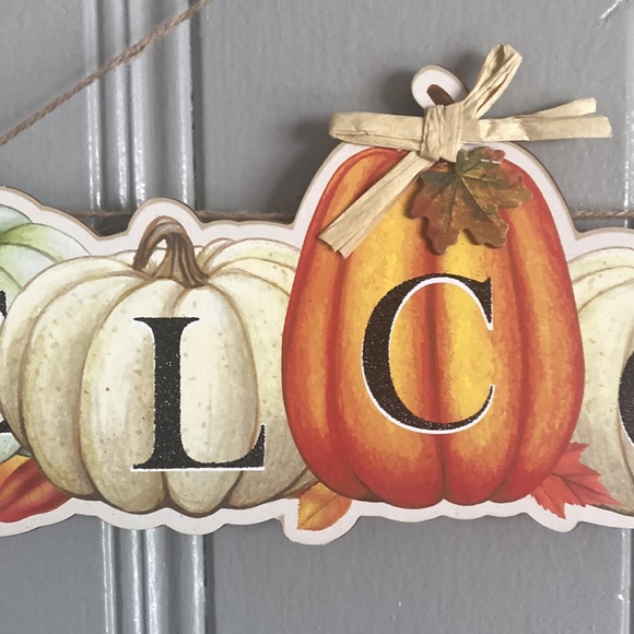 NWT Beautiful Glittered Horizontal Colorful Pumpkin Fall WELCOME Decor Sign π - Picture 9 of 15
